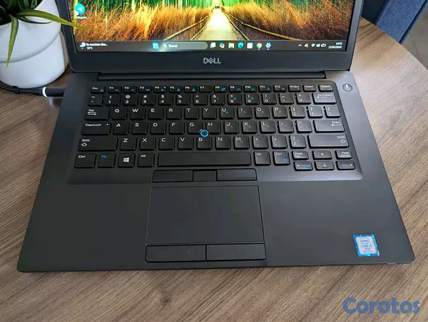 computadoras y laptops - Computadora DELL    i7  8