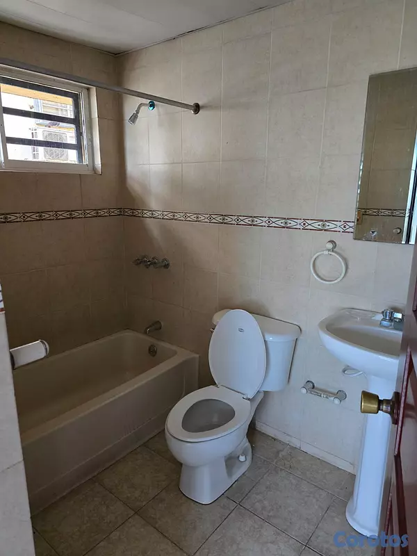 apartamentos - Alquila apartamento 3er piso Residencial Mar Carib 2