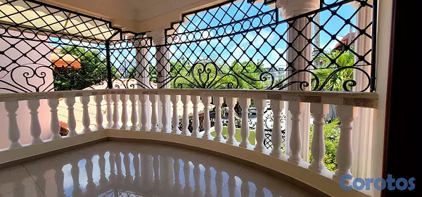 casas - Alquiler casa amplia en Santo Domingo Este Corales 11