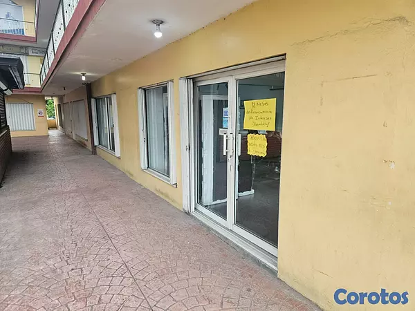 oficinas y locales comerciales - Alquier local comercial en la Jacobo Majluta 13
