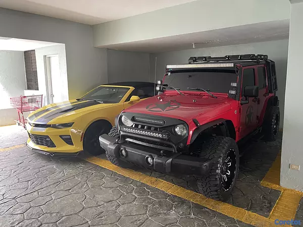 jeepetas y camionetas - se vende jeep wrangler 2014 como nuevo  3