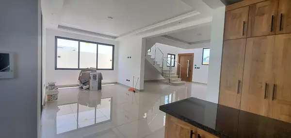 casas - Vivienda Completamente Nueva en Proyecto Cerrado, Ave. 27 de Febrero   3