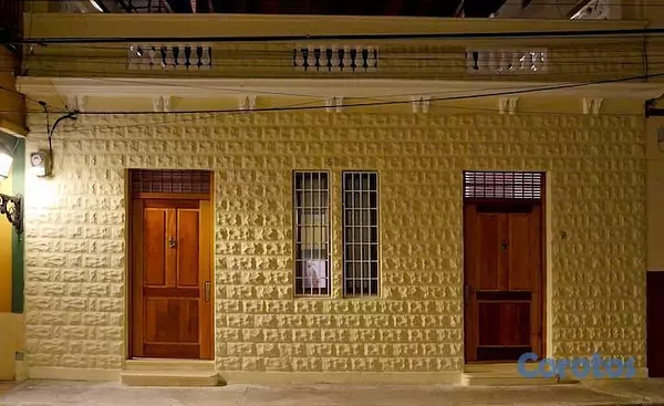 casas - En Venta propiedad en la Zona Colonial Reformada con 2 Estudios 1