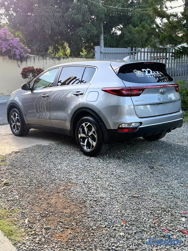 jeepetas y camionetas - Venta de Jeepeta Kia Sportage LX 2022 2
