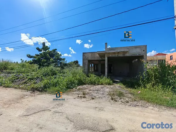 casas - Se Vende Amplia Mejora Con Su Titulo en Villa Visa 2