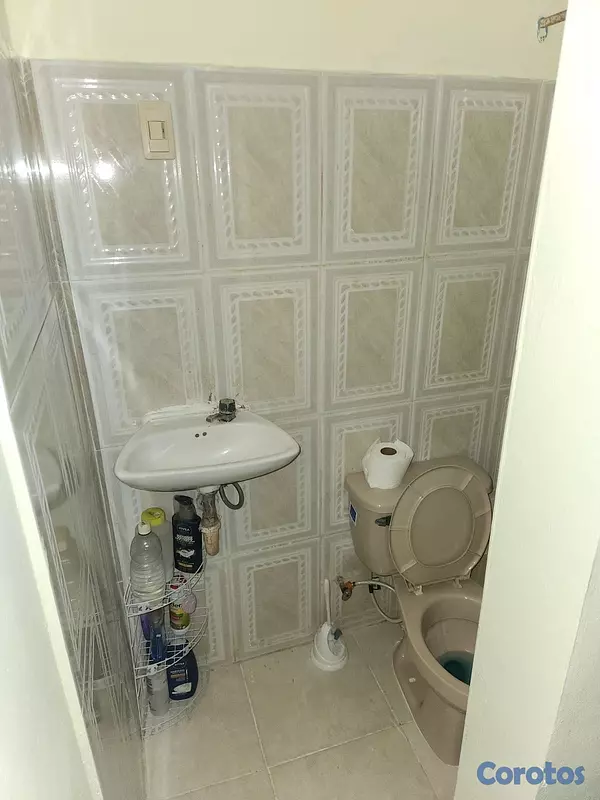 habitaciones y viviendas compartidas - Alma Rosa segundo, 1er piso entrada y todo privado  8