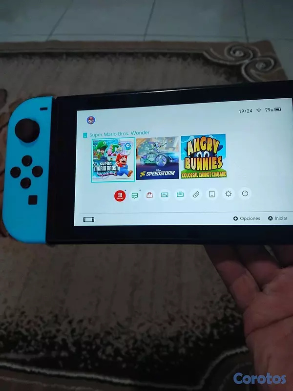 consolas y videojuegos - En venta nintendo switch en excelentes condiciones. 
Sto dgo este aut san isidro 3
