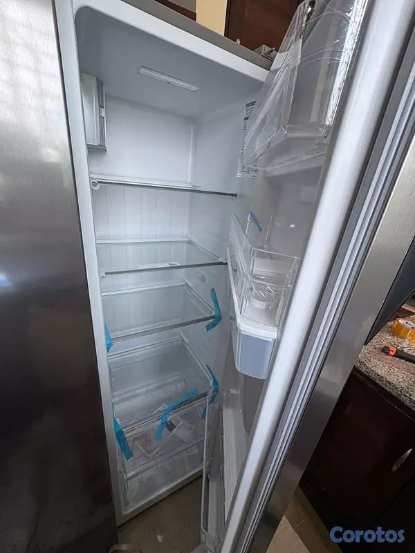 cocina - Nevera Tipo libro Frigidaire 4