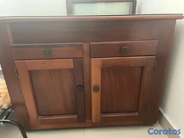 muebles y colchones - Mesa Auxiliar en Caoba, tipo gabinete, tope de cristal y ruedas 63x97x75 cm 3