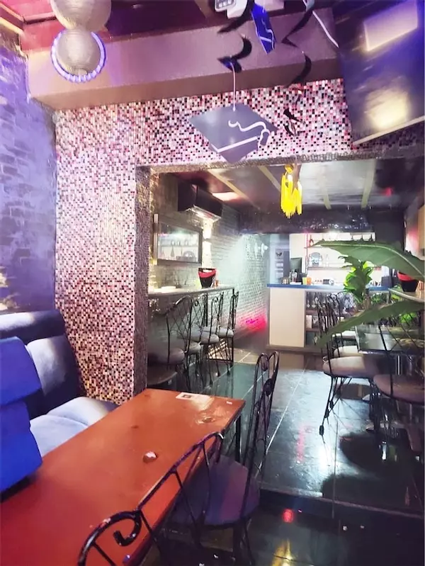 oficinas y locales comerciales - Local con terraza en Piantini 6