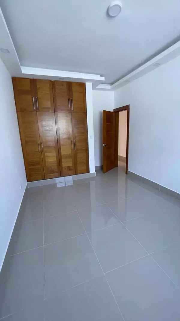 casas - Casa 190 Mts en los Llanos de Gurabo, Santiago  8