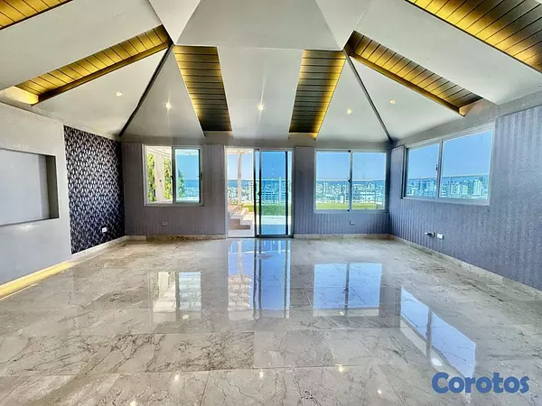 apartamentos - Vendo hermoso y moderno penthouse remodelado 5 hab 10