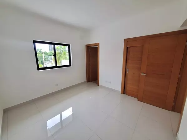 apartamentos - Apartamento Nuevo en Venta
BELLA VISTA SUR
USD 458,000.
Mantenimiento: RD$13,600 8