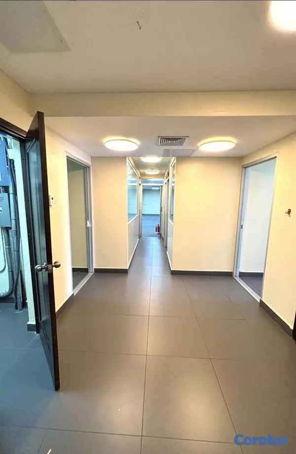 oficinas y locales comerciales - Alquiler local 3ra planta de 400 mts en Ensanche Naco 4