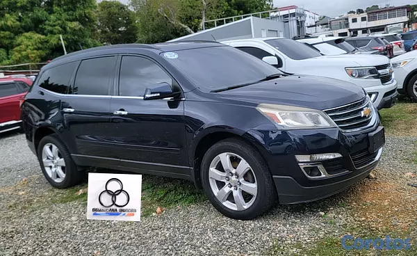 jeepetas y camionetas - CHEVROLET TRAVERSE 2017 3