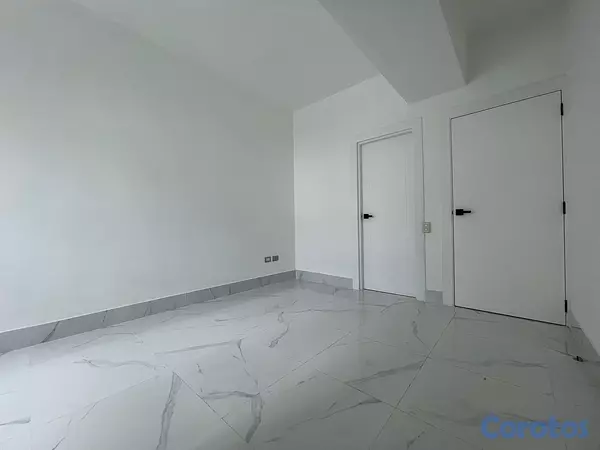 apartamentos - Vendo Apto en TORRE SHALOM ROYAL VIII, ENS. PIANTI 4