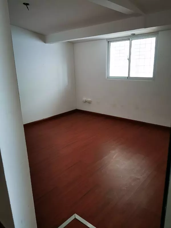 oficinas y locales comerciales - 🔵Alquilo Local para oficina  290 mts 1er piso en Naco
 7