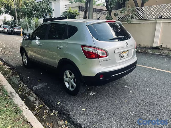 jeepetas y camionetas - Nissan qashqai 2011 5