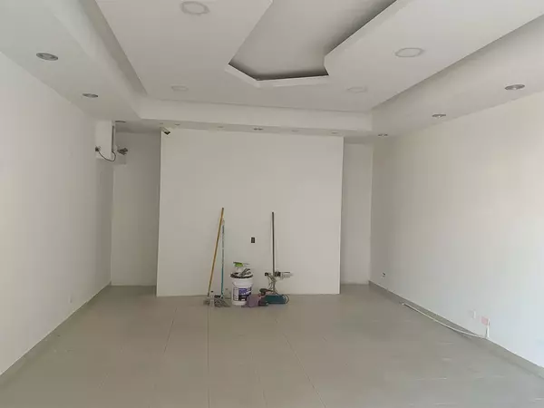 oficinas y locales comerciales - Local Piantini nivel 1 5