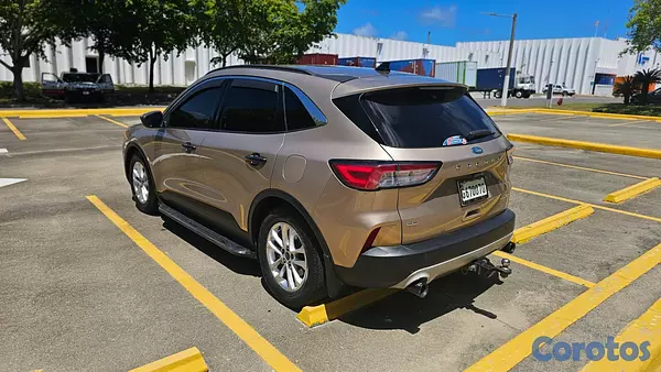 jeepetas y camionetas - Ford Escape SE 2020 9