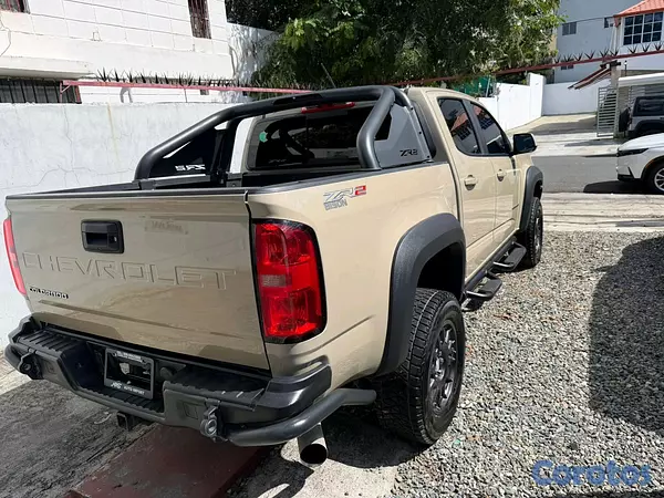 jeepetas y camionetas - Camioneta Chevrolet Colorado 4x4 diésel nueva 5