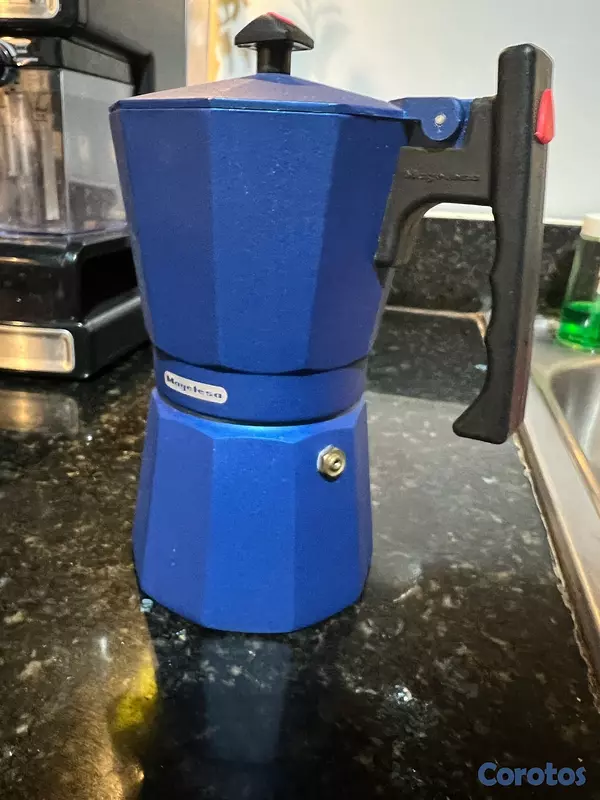 cocina - Greca para café. Nueva
Ubicación MOCA 3
