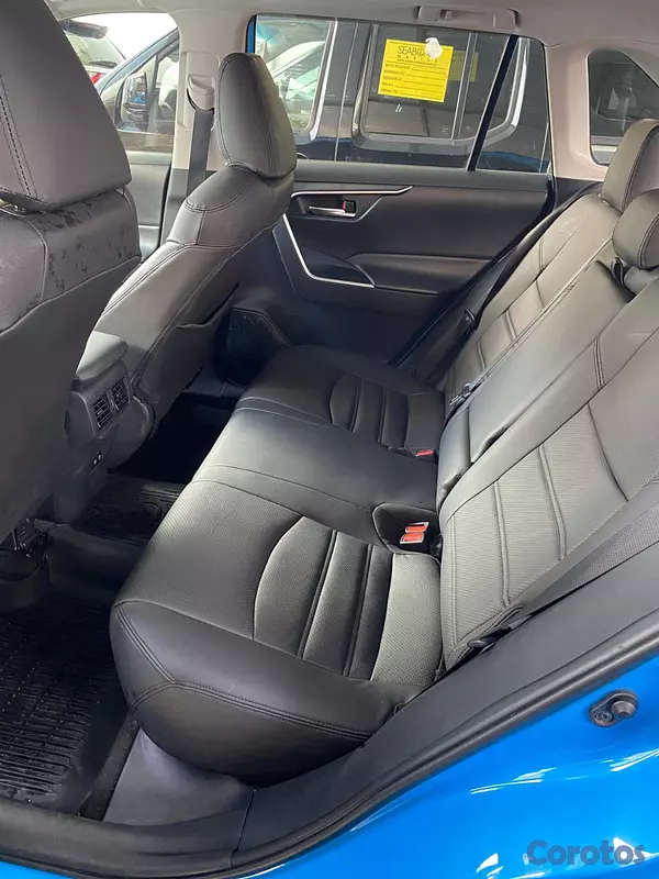 jeepetas y camionetas - Toyota Rav4 XLE 2019 10