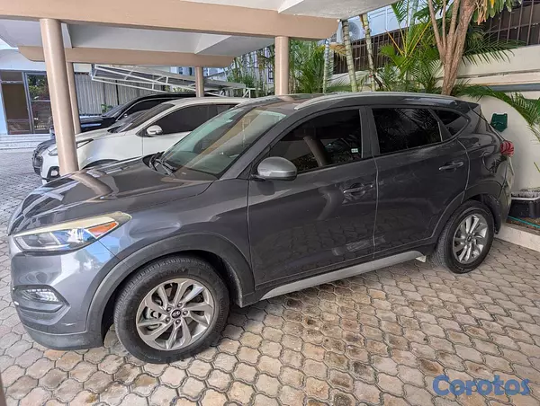 jeepetas y camionetas - Hyundai Tucson 2018, único dueño, impecable y prec 4