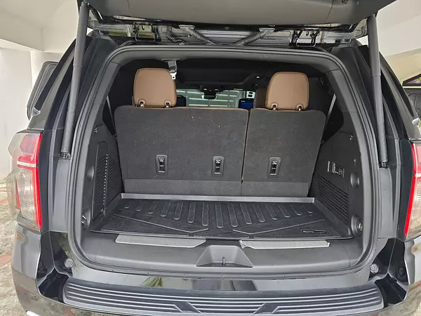jeepetas y camionetas - CHEVROLET TAHOE HIGH COUNTRY DURAMAX 2023  7