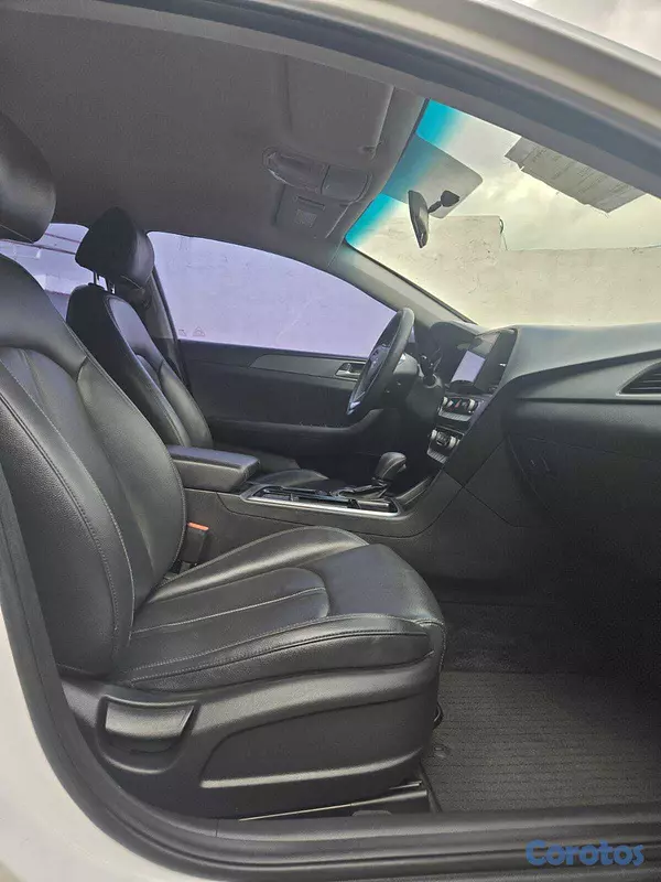 carros - HYUNDAI SONATA NEW RISE 2018 BLANCO GASOLINA 10