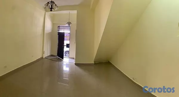 apartamentos - SE ALQUILA – APARTAMENTO EN ZONA COLONIAL
 2