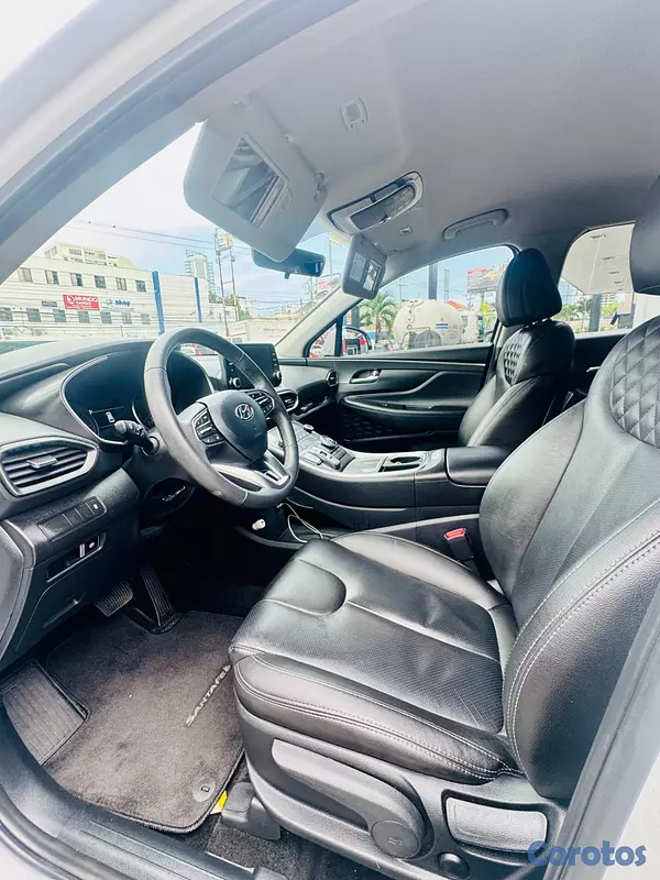 jeepetas y camionetas - Hyundai Sante Fe SE 2023 Blanca 2