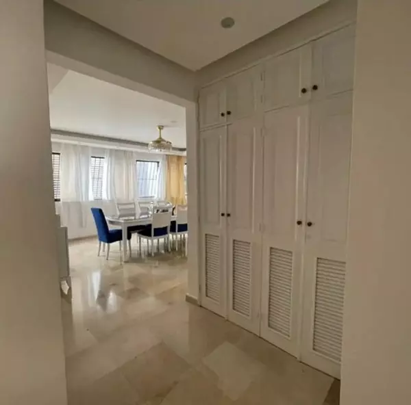 apartamentos - Vendo Apartamento en Naco US$ 310,000 2