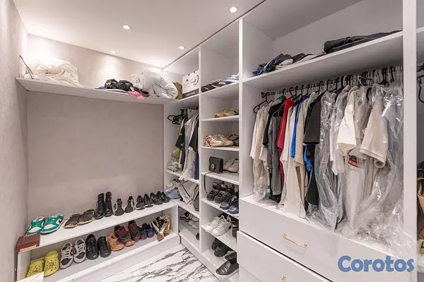 apartamentos - vendo Ph renacimiento tres habitaciones con baño tres parqueos terraza jacuzzi  4