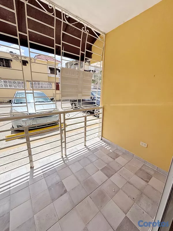 apartamentos - Alquilo apartamento Res. Las Palmeras SDE con patio | 3 Hab | 1 parqueo 4