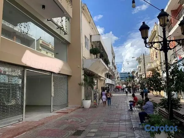 oficinas y locales comerciales - Local comercial en alquiler en la Zona Colonial 3