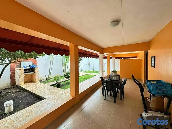 casas - Vendo casa espaciosa Prado Oriental, Sto. Dgo. Est 8
