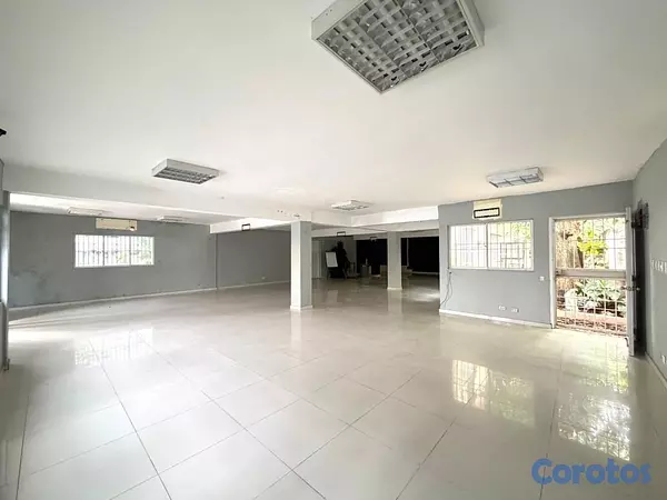 oficinas y locales comerciales - hermoso local en renta  5