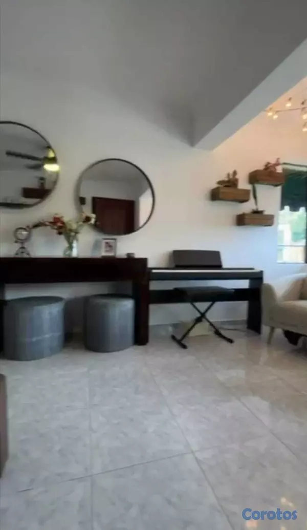 apartamentos - Residencial familiar en Evaristo Morales, 3 habita 7
