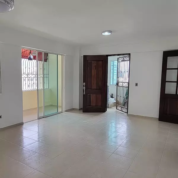 apartamentos - ALQUILO Piso 7 En Evaristo Morales Apartamento a Proximo a la 27 de febrero  2