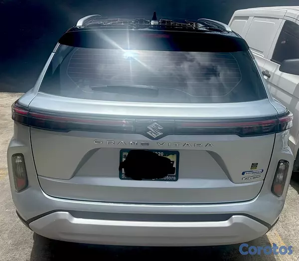 jeepetas y camionetas - Jeepeta Suzuki Grand Vitara GLX 2024 Full 3