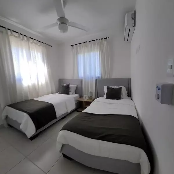 apartamentos - Primer Nivel Disponible en Ave. Hispanoamericana  4