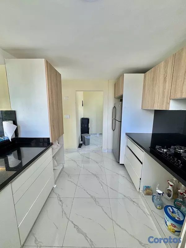 apartamentos - vendo renacimiento tercer nivel dos habitaciones dos baño parqueo servicio  8