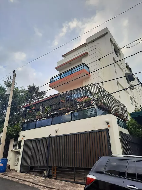 apartamentos - Se vende espacioso apartamento en Jardines del Sur 1 2