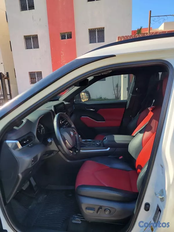 jeepetas y camionetas - Toyota Highlander 2021 XSE 4X4 5