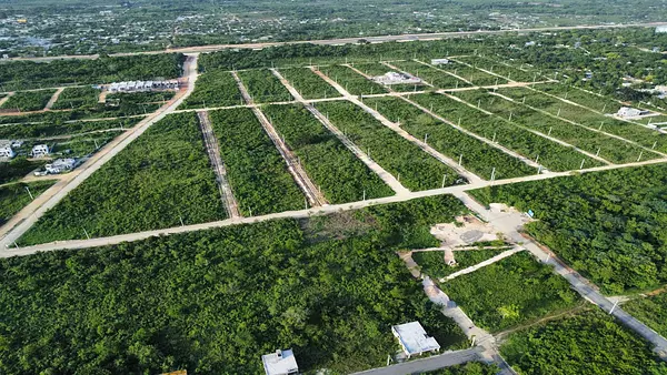 solares y terrenos - Solares en proyecto cerrado en Avenida Ecológica 6