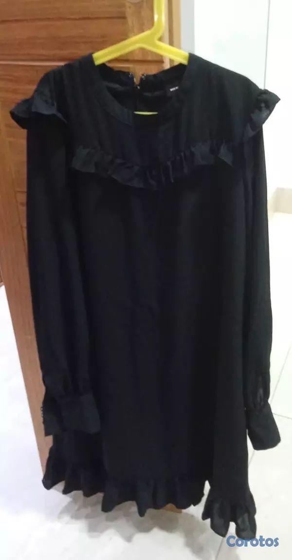 ropa para mujer - Variedad de vestidos,short jean, faldas,precio desde 100 a 300 pesos,de marca  17