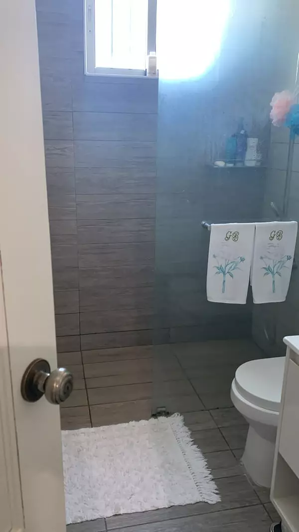apartamentos - ALQUILER Renacimiento 165 mts 5to. Nivel 3 Hab2 parqueo 4
