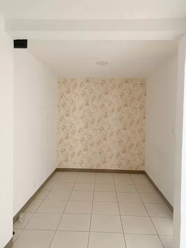 oficinas y locales comerciales - Local céntrico en los prados  3