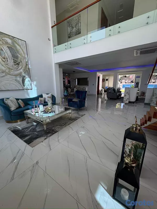 casas - Hermosa casa en venta - Cerro Alto, Santiago 3